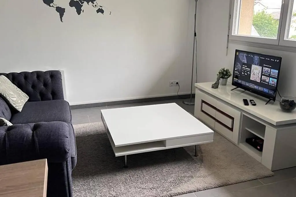 Magnifique Duplex Choisy Le Roi Avec Parking Apartment  Choisy-le-Roi
