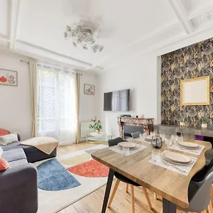 Apartamento Proche Paris, Gare Rer C A 2 Min A Pieds, Notre Dame A 15min, Parking Prive Et Traveller Awards 2025, Choisy-le-Roi